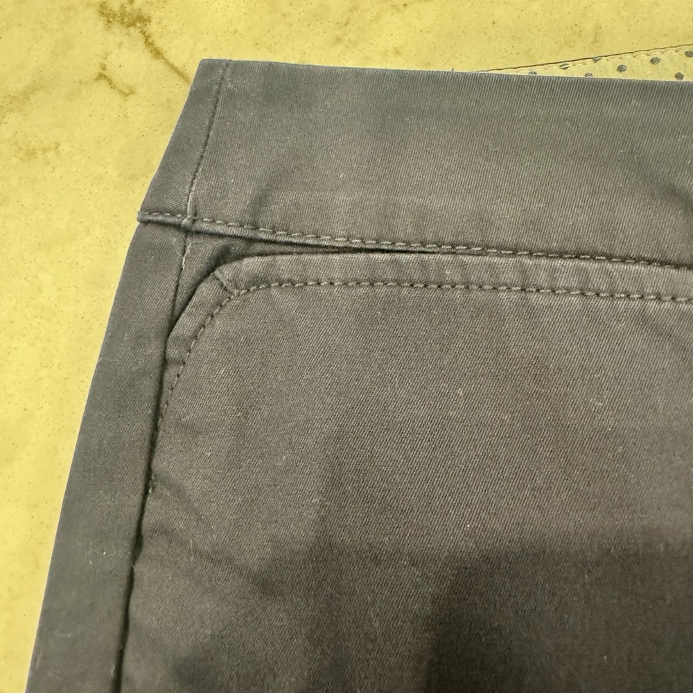 Talbots Perfect Crop Pant Curvy Fit Navy Blue Size 12P - Picture 7 of 10